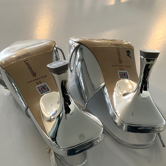 LARROUDE Ines  Silver Specchio  Pointed Toe Slingback Pumps Size 9.5 NEW - Picture 9 of 13